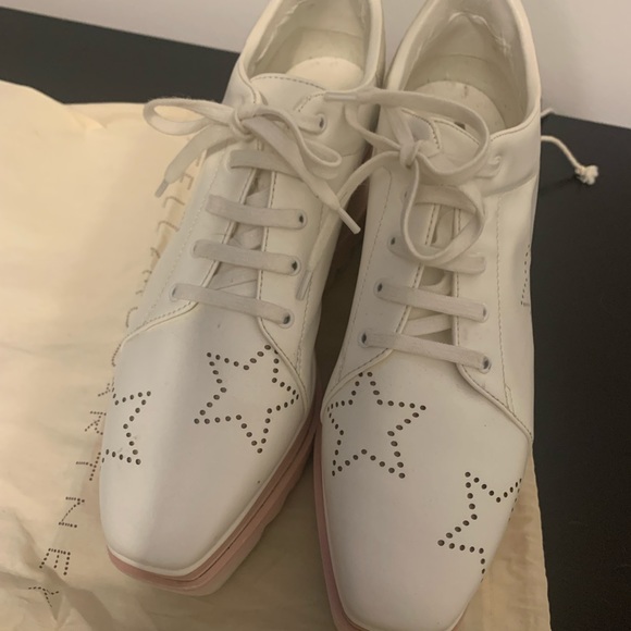 White and pink Stella McCartney Elyse platform shoes - Picture 2 of 6